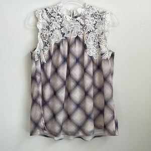 Loft - Sleeveless Top W/Lace Neckline Diamond Pattern
